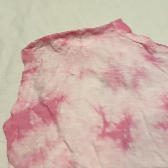 Forever 21 Women Pink Dyed Round Neck T-shirt Size Small Distressed - Picture 14 of 16